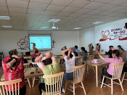 江苏省体育科学学会联合举办“疫情期间的体育锻炼与身体健康”科普讲座